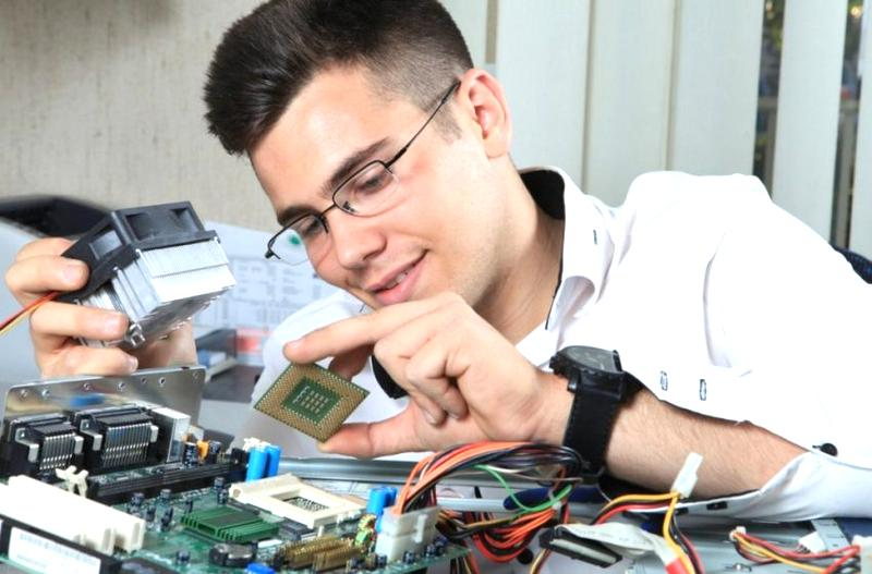 Technik informatyk